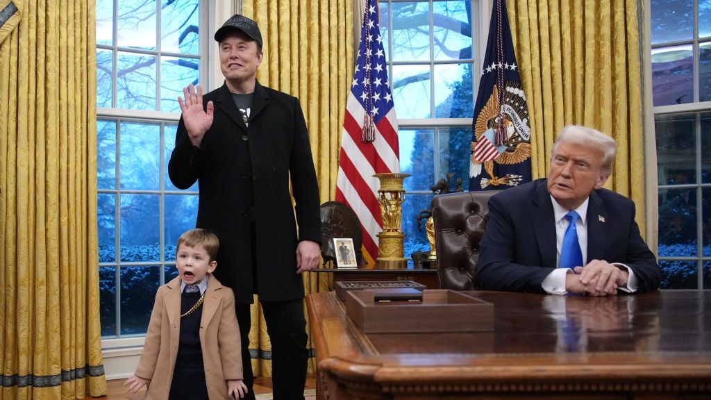 Elon Musk Joins President Trump For Signing Executive Orders In The Oval Office
Andrew Harnik
bestof, topix