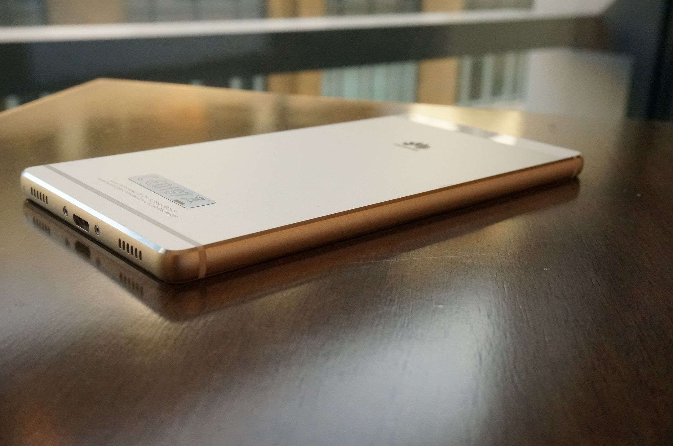 Huawei P8 oraz 6,8-calowy P8max oficjalnie 31