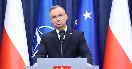 Komunikat pałacu. Prezydent zwrócił się do TK