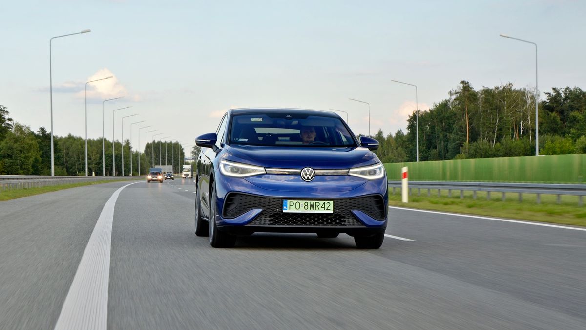 Nowoczesne samochody nafaszerowane systemami bezpieczeństwa warto zrozumieć z drugiej strony, by wiedzieć, dlaczego akurat taki manewr wykonują i dlaczego w taki sposób