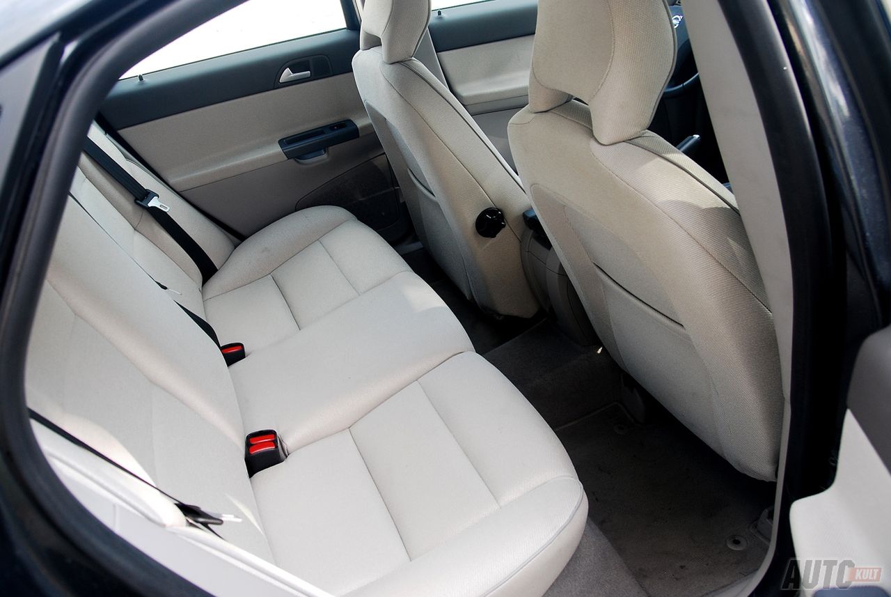 Volvo S40 D2 DRIVe (fot. Paweł Kaczor)