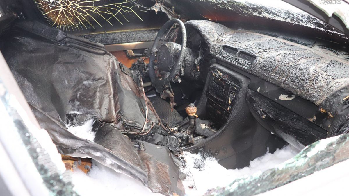 Podpaliła samochód sąsiadki 