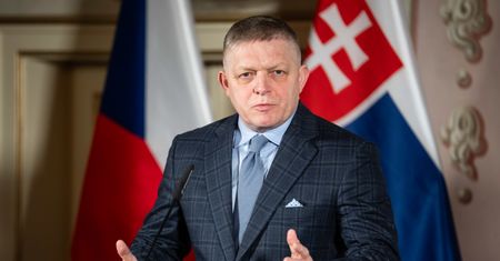 Koniec rosyjskiej ropy i gazu w UE. Słowacja zapowiada skargę