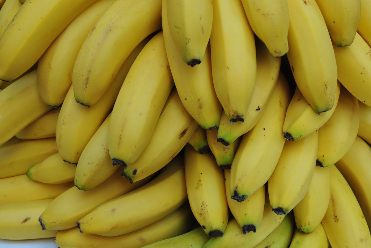 Banan dostarcza sporo naturalnej dopaminy, która chroni przed stanami depresyjnymi 