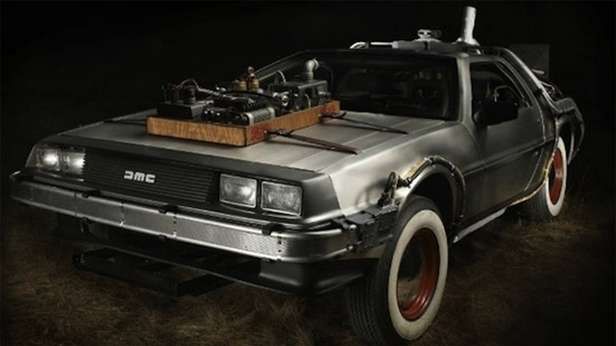 Powrót legendy czy profanacja? Elektryczny DeLorean dostępny już w 2013 roku!