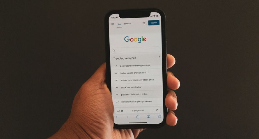 Google pod ostrzałem wydawców. Gigant znów oskarżony o "zabijanie ruchu"