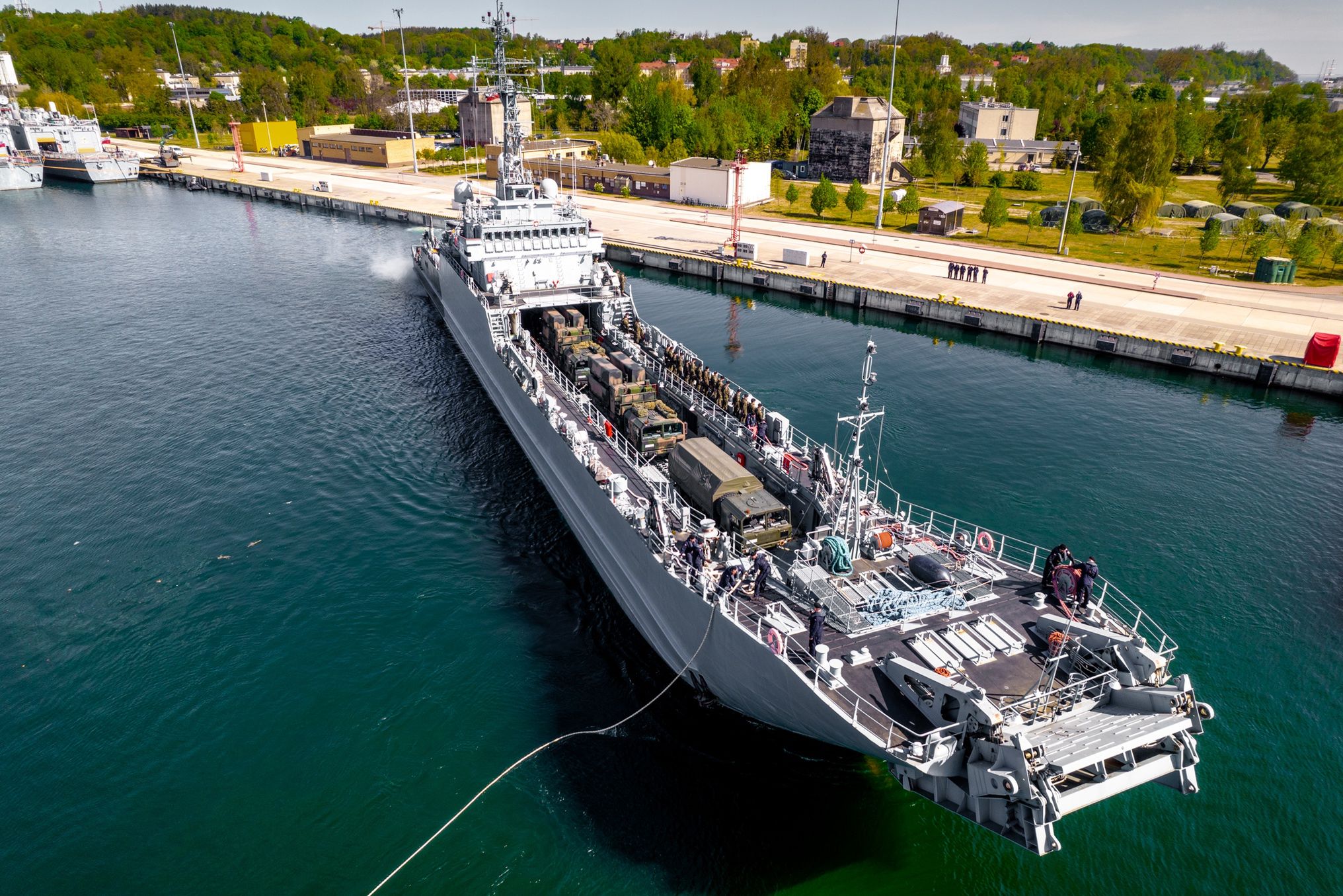 Transport polskiej baterii pocisków NSM drogą morską