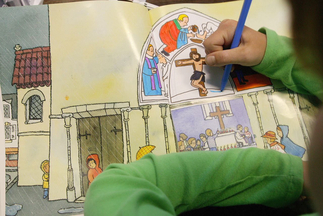 Lekcje religii to przynajmniej 1,5 mld zł rocznie. Zapytaliśmy, na co lepiej wydać te pieniądze
