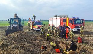 Wypadek podczas prac ziemnych. Mężczyzna wpadł do wykopu