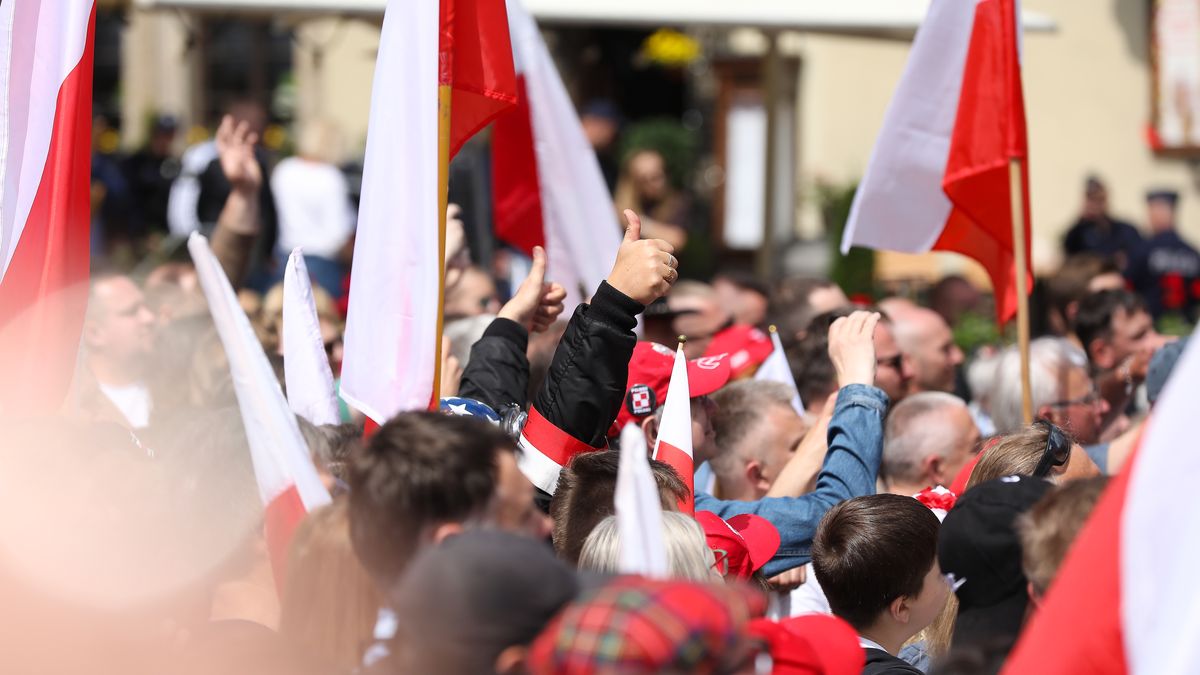 Participants in the March for Poland, organized in support of Karol Nawrocki, the candidate supported by Law and Justice for the President of Poland, march through the streets of the capital on May 25, 2025, in Warsaw, Poland. The March for Poland, organized to show support for the candidate supported by Law and Justice, Karol Nawrocki, in the presidential elections, passes through the streets of the capital. Karol Nawrocki faces Rafal Trzaskowski of the Civic Platform in the second round of the elections on June 1. (Photo by Klaudia Radecka/NurPhoto via Getty Images)