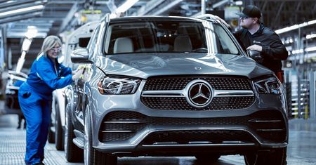 Związki zawodowe przegrały w amerykańskiej fabryce Mercedesa. Będą kolejne próby