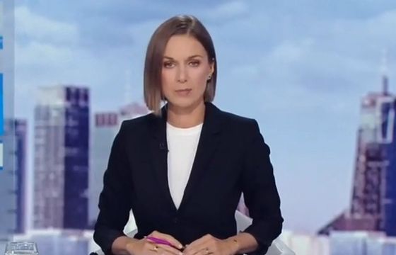 Agata Biały-Cholewińska prowadzącą „Wydarzenia” w Polsat News