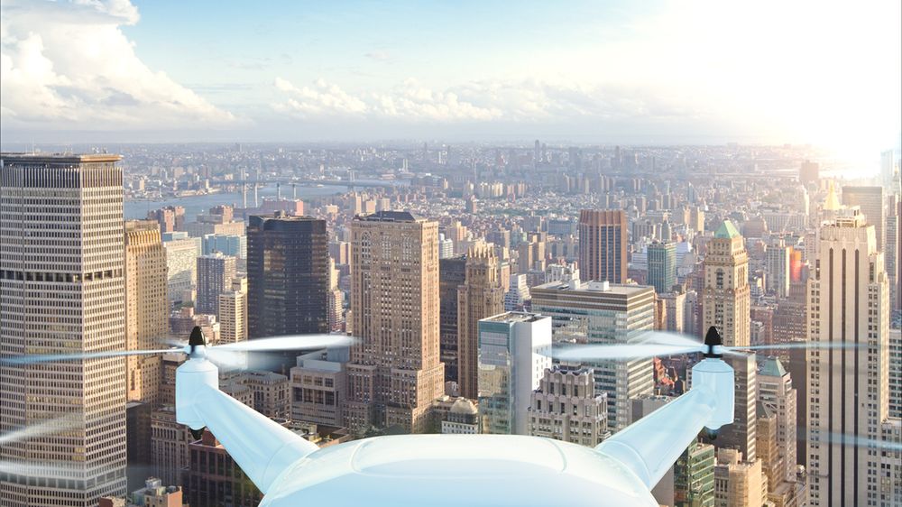 Wkurzasz się na rowerzystów? Niedługo będziesz musiał ustąpić dronowej masie krytycznej 1