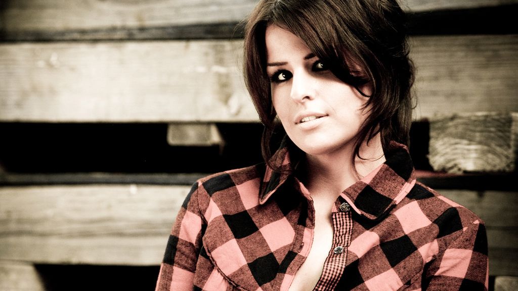 Ciemny makijaż oczu