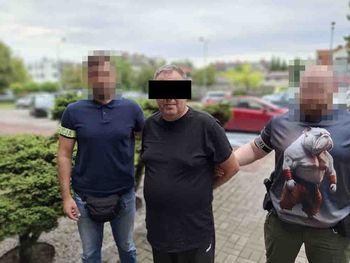 Lublin: Wyłudził od swojej ofiary 2,5 mln zł. Policjanci szukali go kilka miesięcy