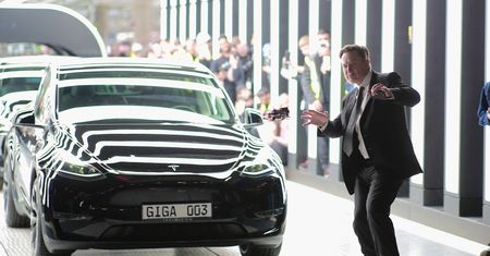 Tesla przekracza normy zanieczyszczeń. Niemcy poinformowali o wynikach