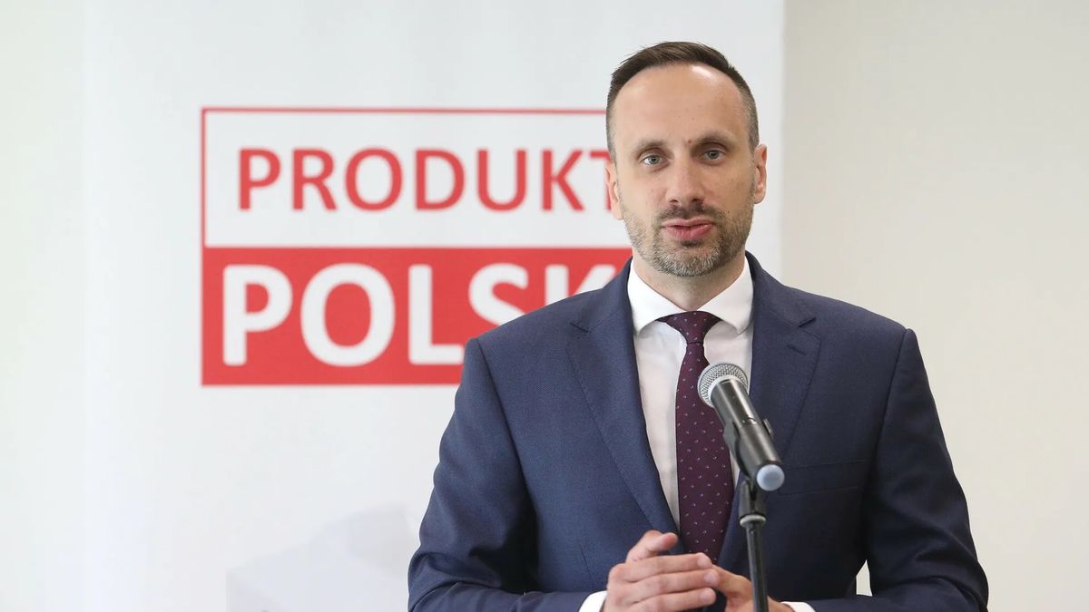 Dymisja przesądzona. "Premier podpisał wniosek"