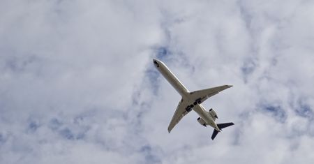 Ekspresowy paszport. Punkt na dużym polskim lotnisku już działa