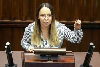 Zawisza ostro do Szłapki po wpadce Tuska. "Wstyd tak kłamać"