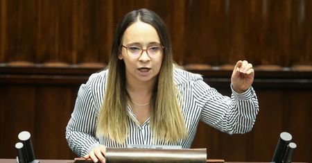 Zawisza ostro do Szłapki po wpadce Tuska. "Wstyd tak kłamać"