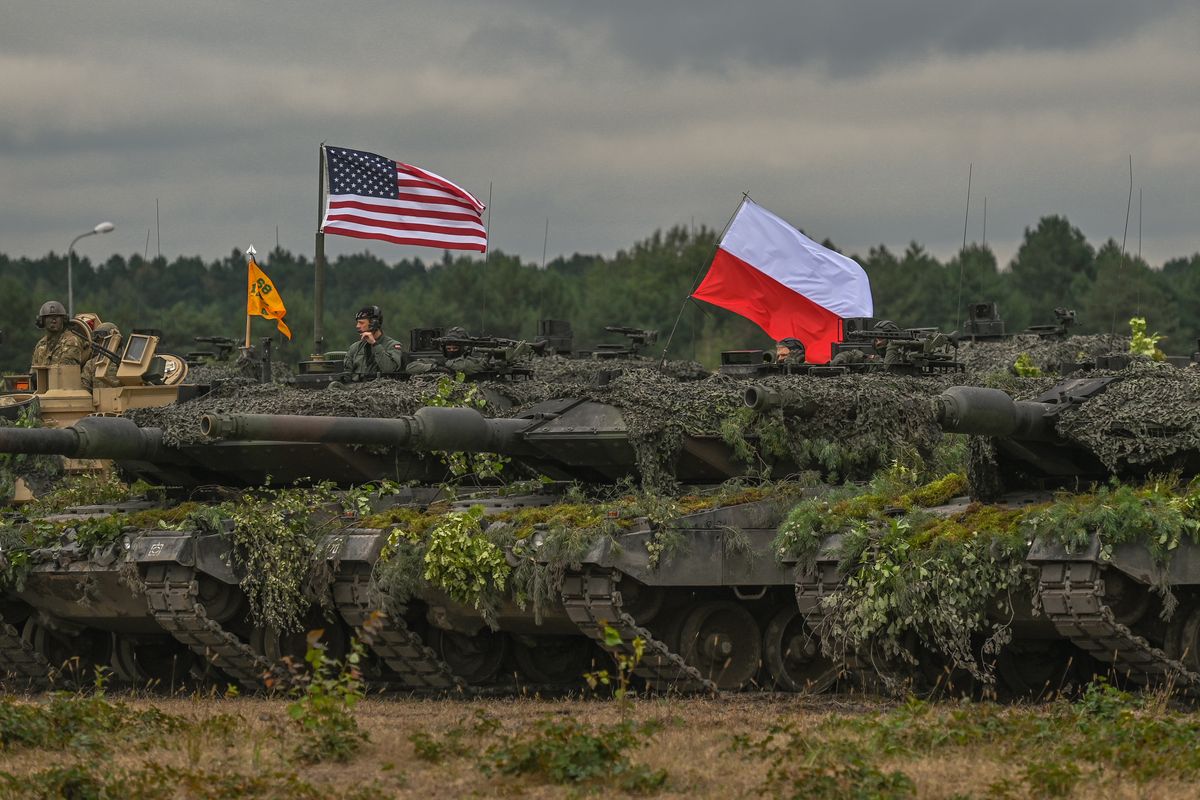 США продасть Польщі зброю на суму $10 млрд

 (Photo by Artur Widak/NurPhoto via Getty Images)