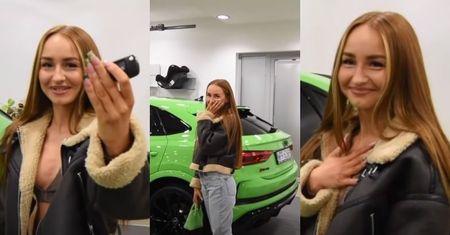 Angelika Mucha ekscytuje się odbiorem pierwszego samochodu. Dobrała buty i torebkę Balenciagi pod kolor lakieru...