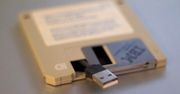 USB w dyskietce 3,5 cala?