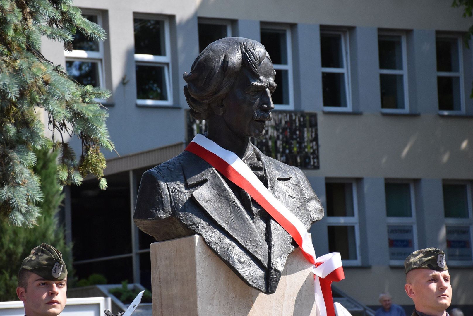 Odsłonięcie pomnika Paderewskiego w Malborku