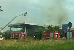 Mysłowice. Pożar salonu samochodowego. Ewakuowano pracowników