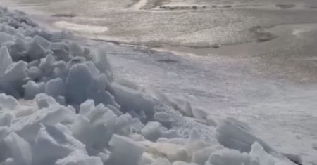 Niezwykłe zjawisko na Morzu Bałtyckim. "Lodowe tsunami"