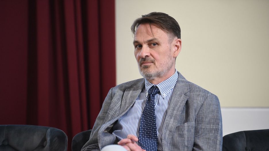 Były dyrektor NIW Wojciech Kaczmarczyk to zaufany człowiek b.