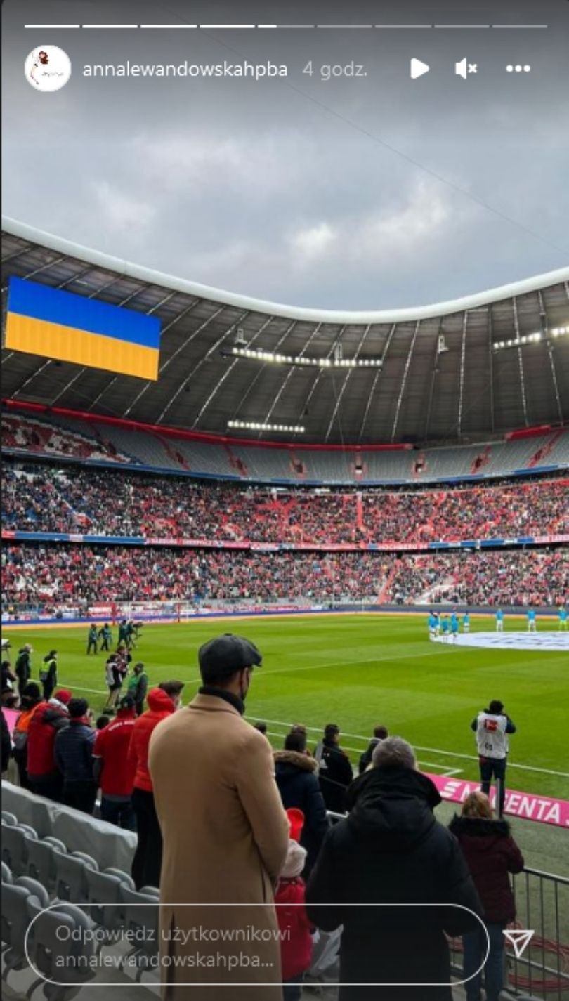 Anna Lewandowska z córkami kibicują Robertowi na stadionie w Monachium