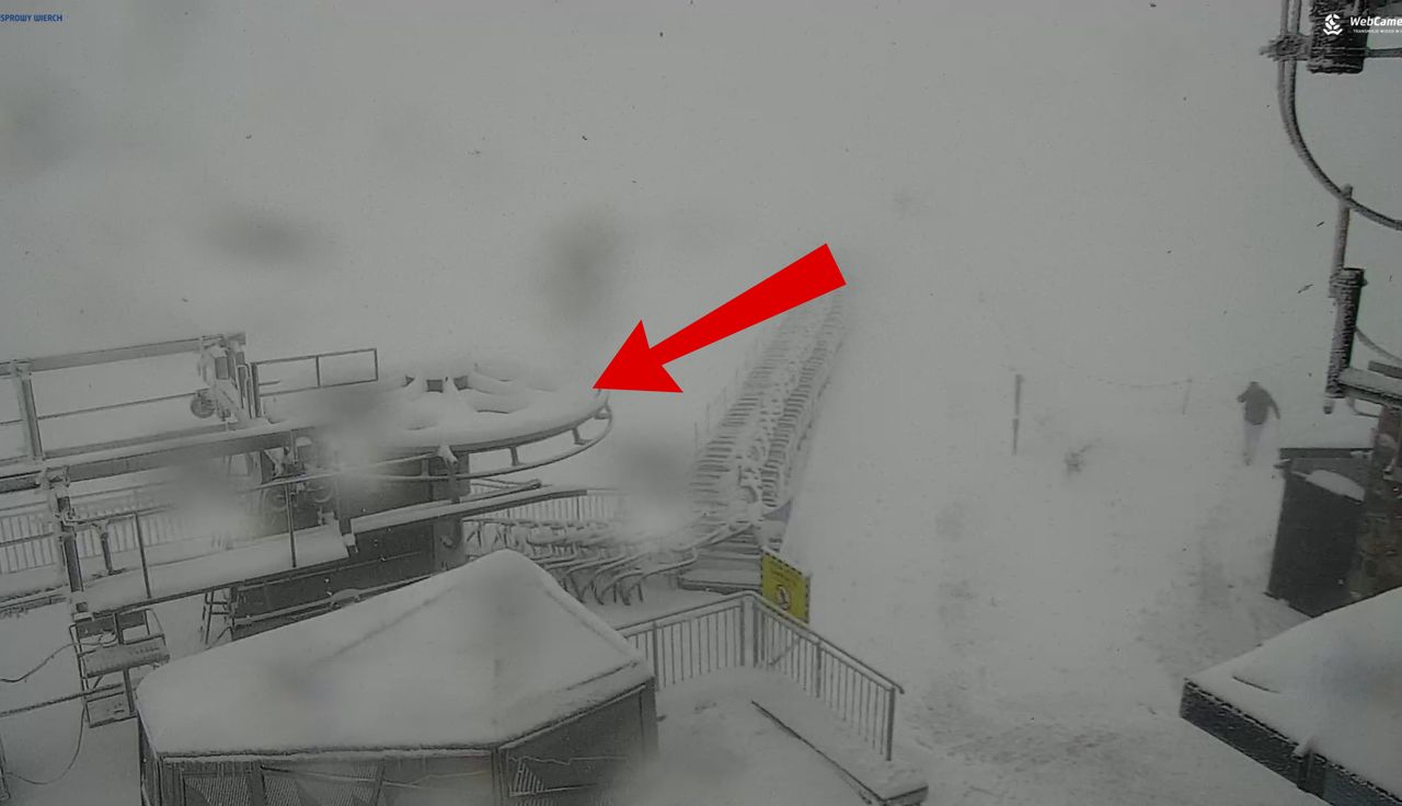 Była godz. 10:37. Ujęcie z Kasprowego Wierchu. Zaczęło się