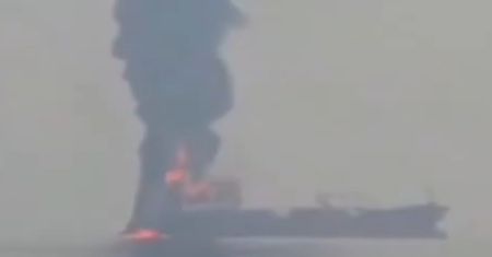 Teheran uderza w Ormuz. Tankowiec trafił na minę