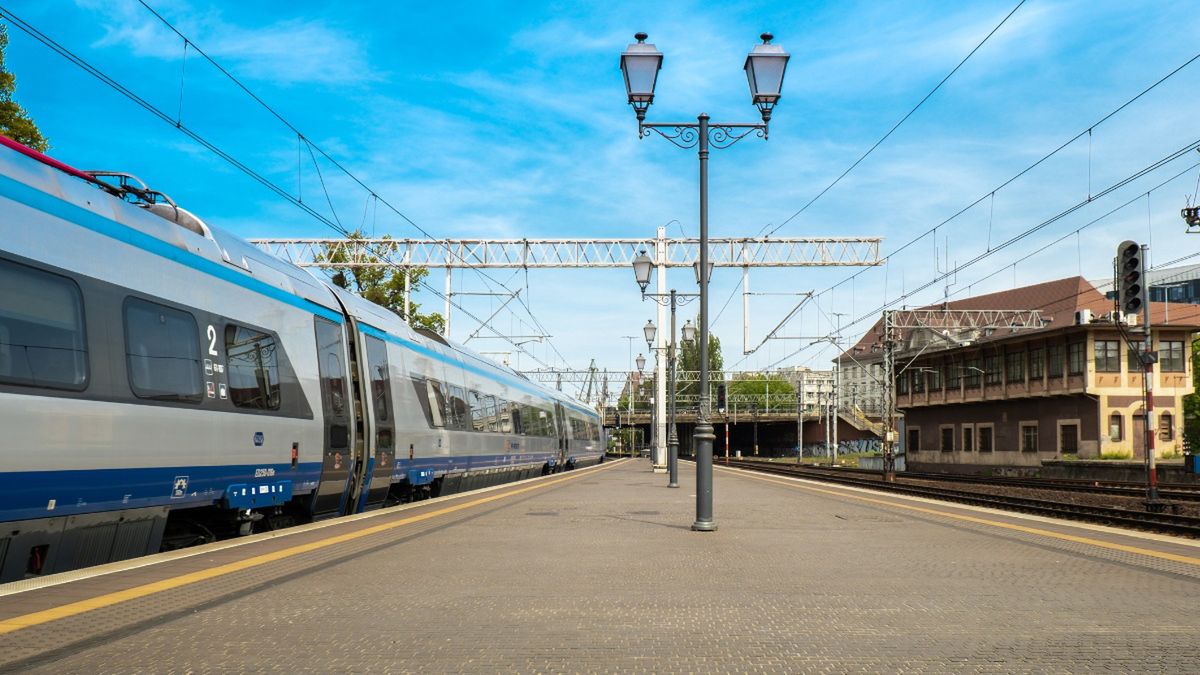 Zakaz fotografowania na dworcach i lotniskach