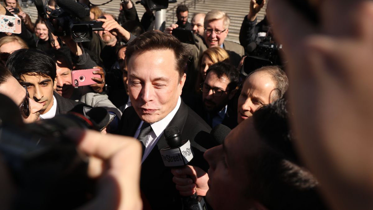 Elon Musk był jedną z ofiar ataku hakerów /fot. GettyImages