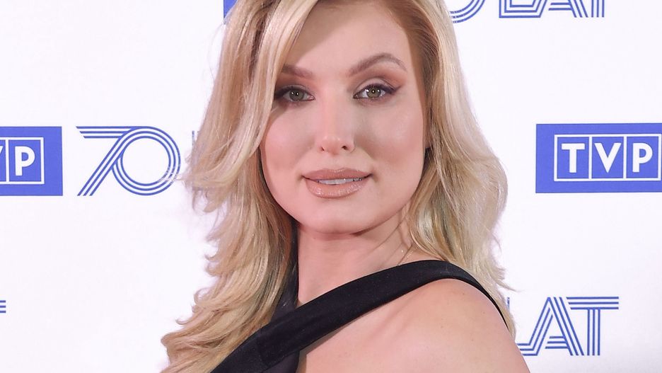 Karolina Pajączkowska na gali z okazji 70-lecia Telewizji Polskiej