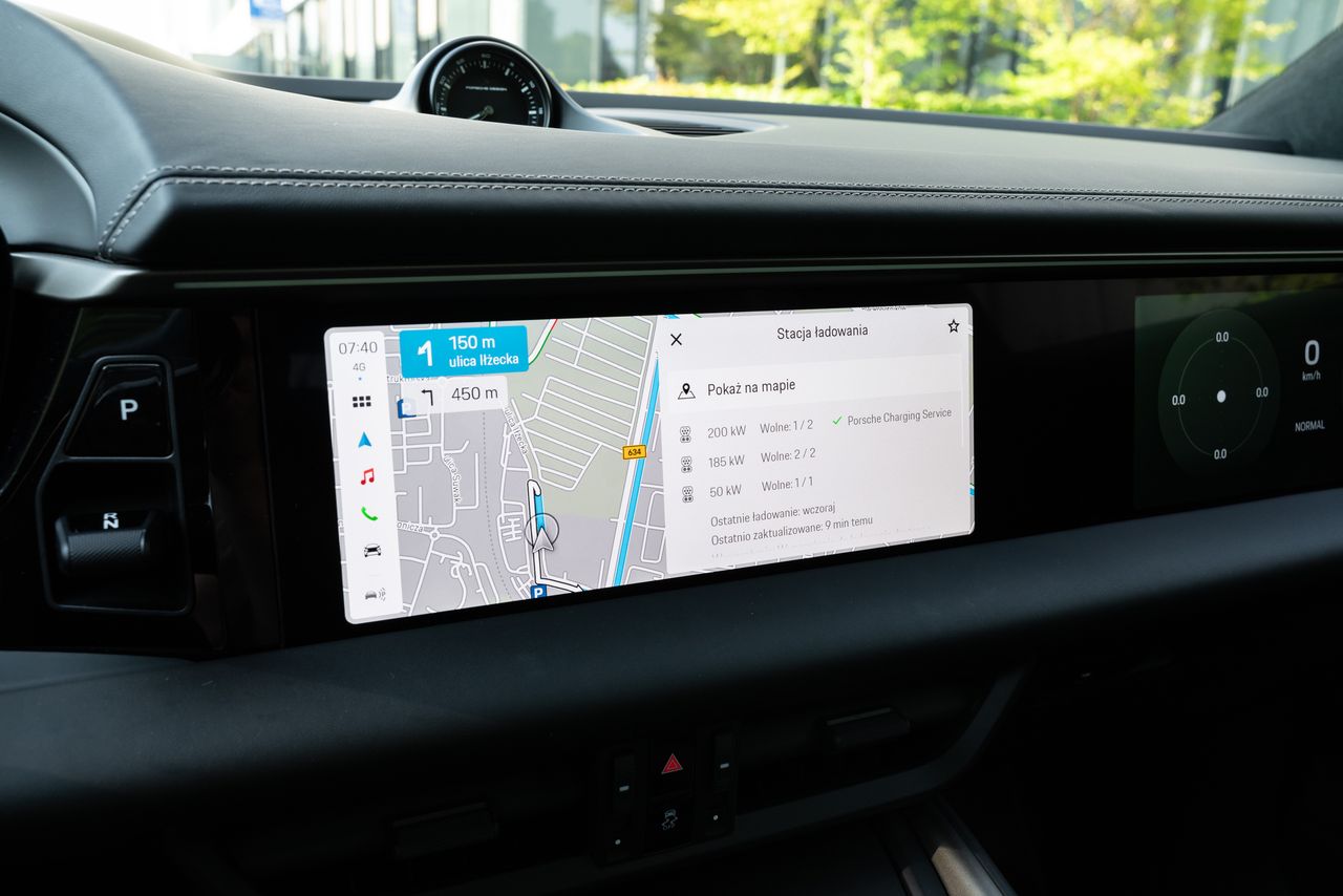 Porsche Macan Turbo EV