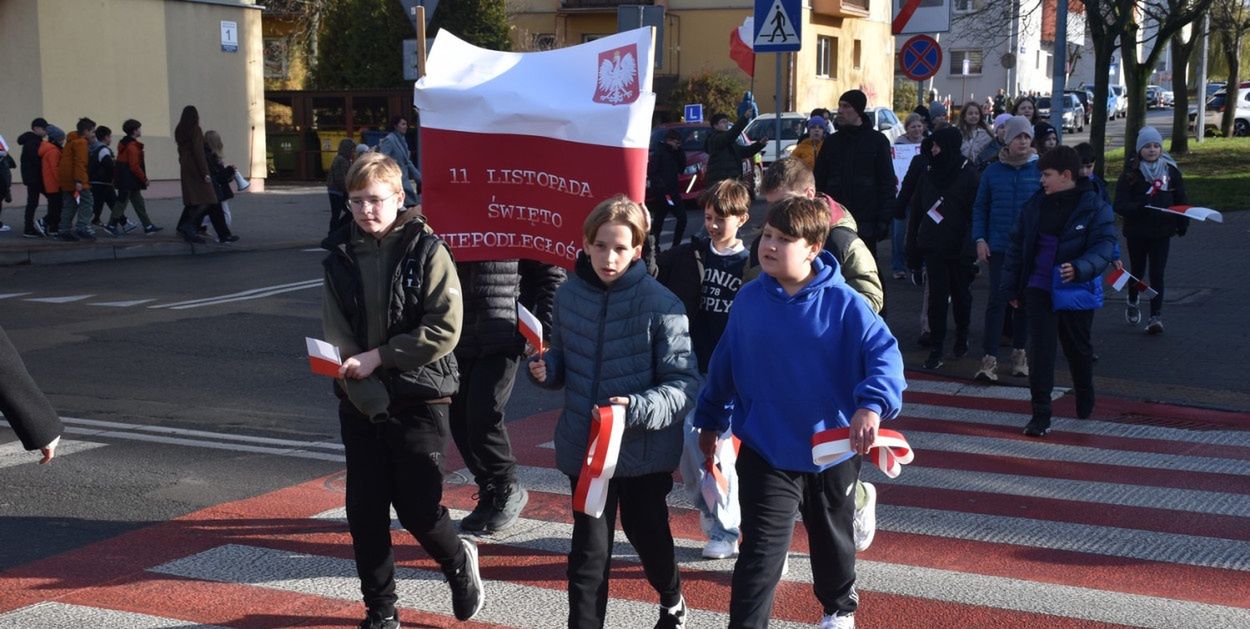 Tarnobrzeg: Marsz Niepodległości przeszedł ulicami miasta