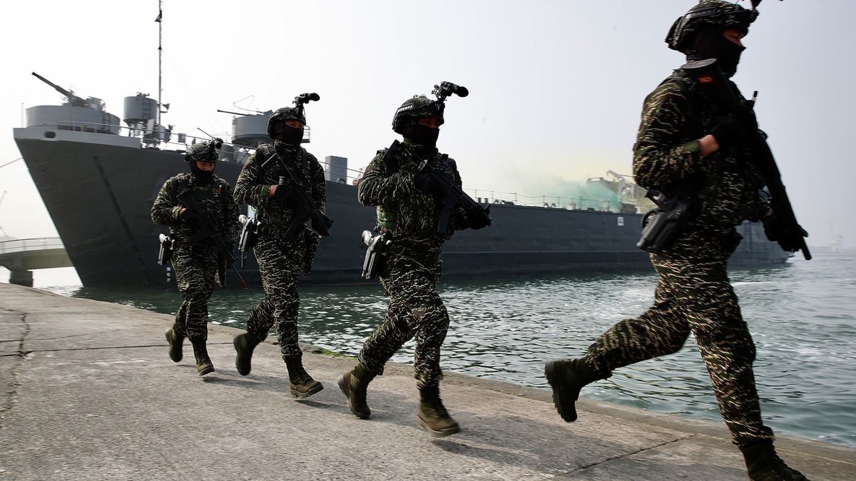 Ćwiczenia tajwańskiej marynarki wojennej