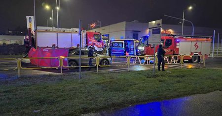 Tragedia na ul. Przemysłowej. 65-latek zmarł pomimo podjętej reanimacji