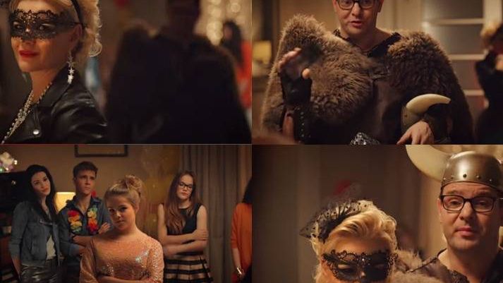 Małgorzata Kożuchowska, Tomasz Karolak
Fotografia: YouTube