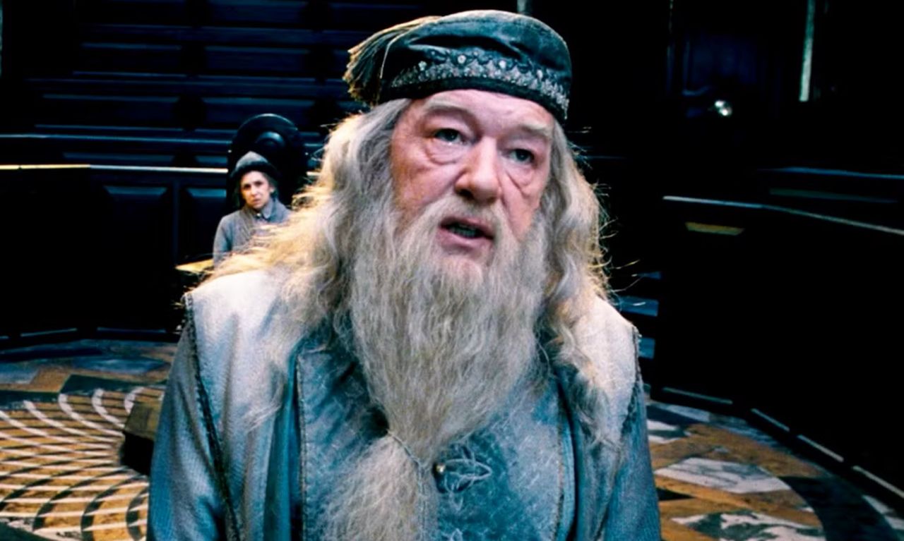 Zmiana w Hogwarcie. Aktor bliski podpisania umowy na zagranie Dumbledore'a