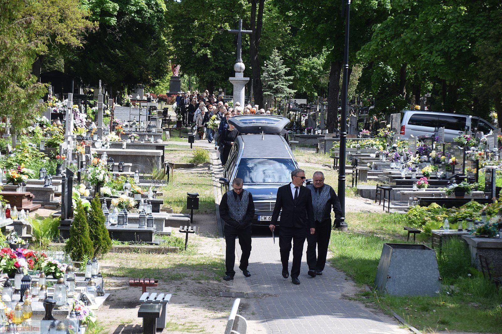 Podniesienie zasiłku pogrzebowego coraz bliżej. Będzie też zasiłek celowy