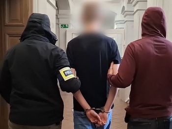 Olsztyn: Brutalny napad na 70-latka. Zatrzymano dwóch nastolatków
