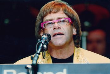 Elton John nie pije od 36 lat. Mówi o konsekwencjach tej decyzji