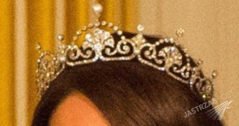 Lotus Flower Tiara, królewska tiara na głowie księżnej Kate (fot. East News)