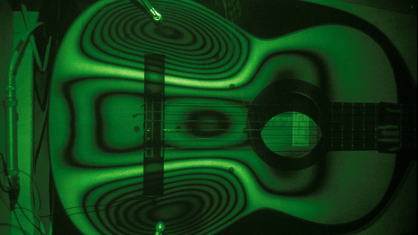 Zobacz dźwięk gitary dzięki promieniom lasera 1