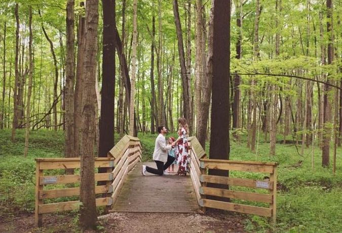 Najpierw oświadczył się matce, a później jej córce