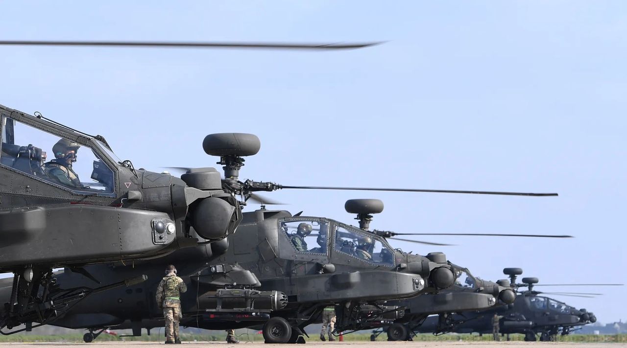 Poland to receive Apache helicopters, boosting defense strength